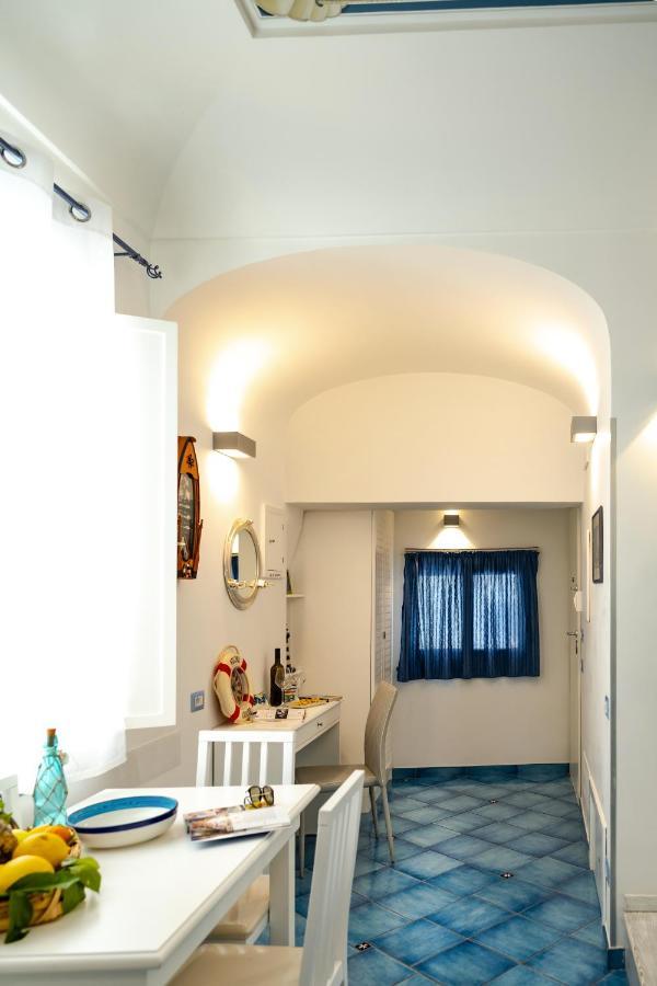 Scirocco - Amazing Flat With Terrace In The Center Apartment